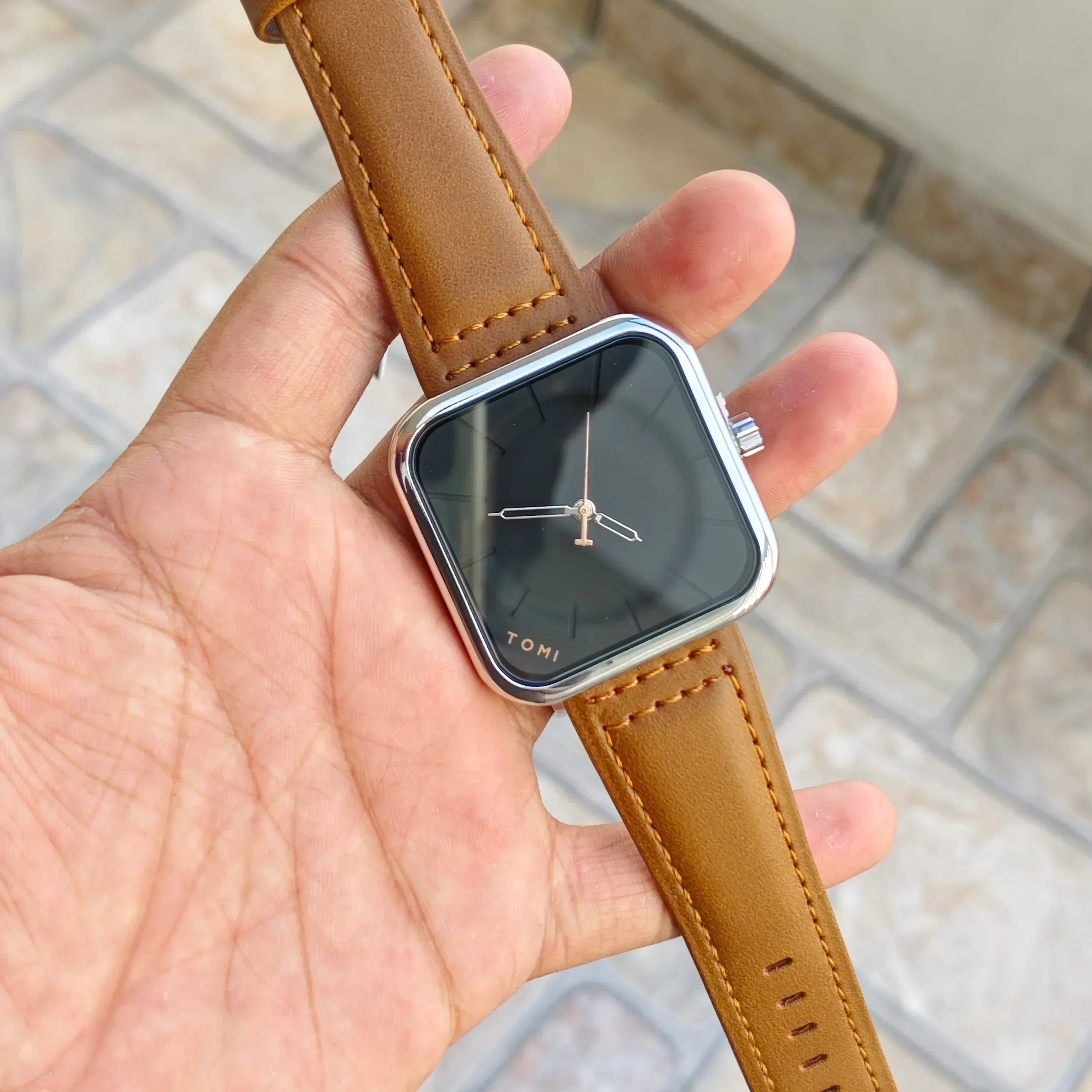 TOMI T-093 Men's Wrist Watch Square Dial