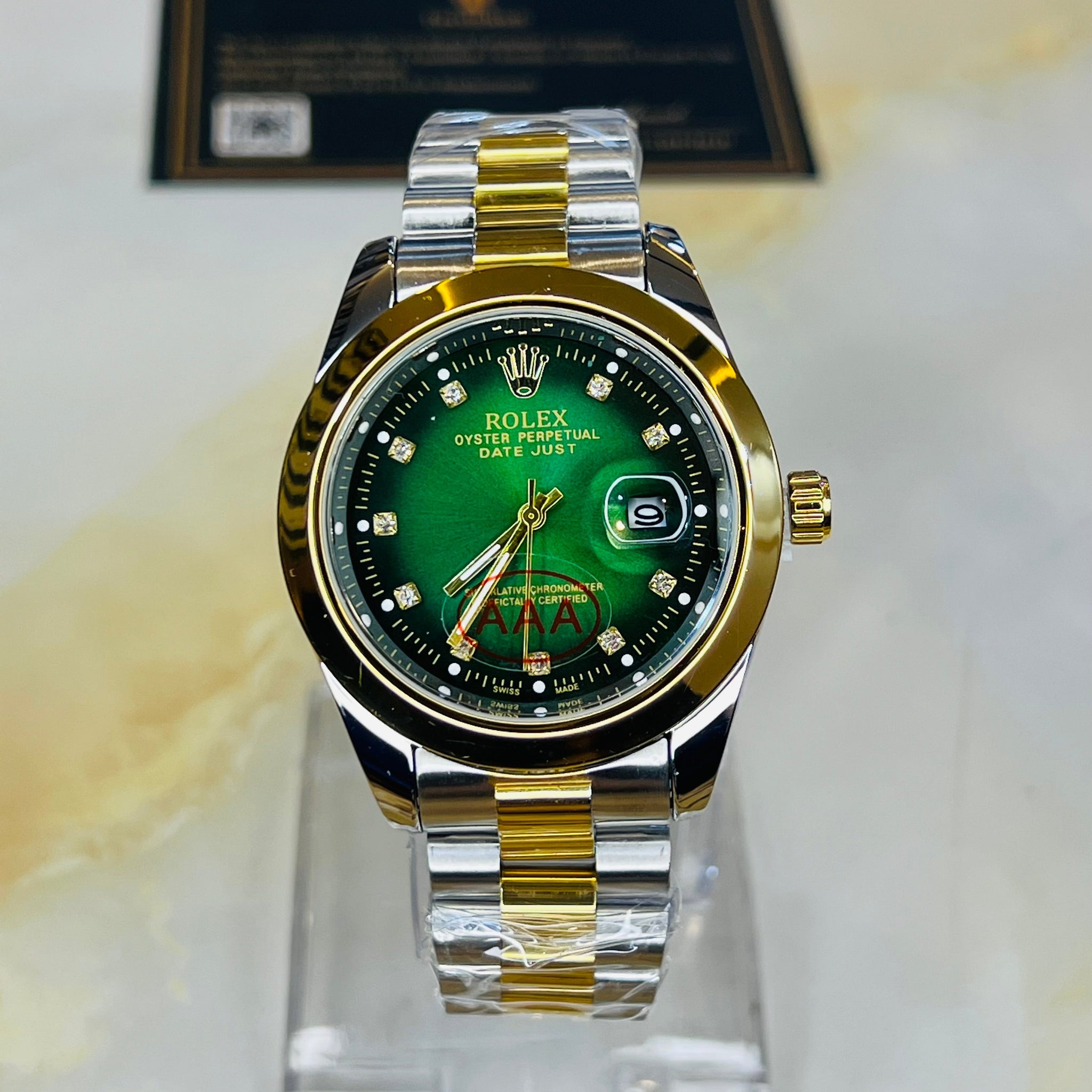 Two Tone Emerald Plain Bezel Date Just Watch