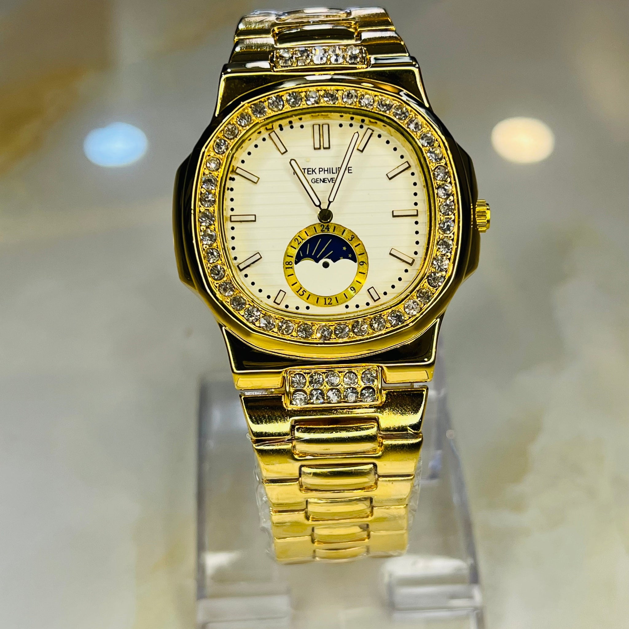 Gold White Chain Strapped Down Second Zircon Dial Watch